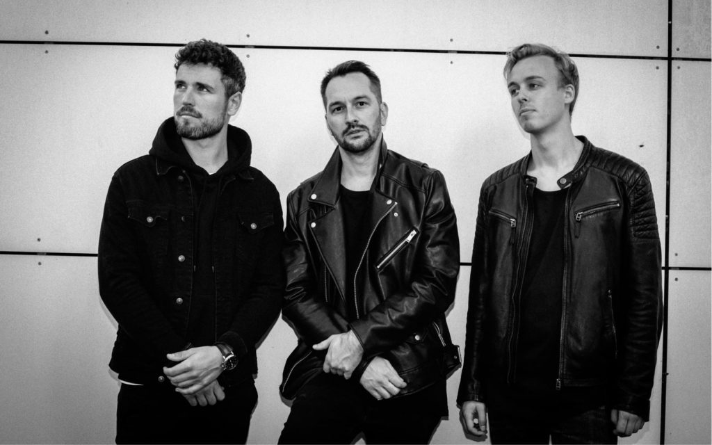 Versus Goliath
