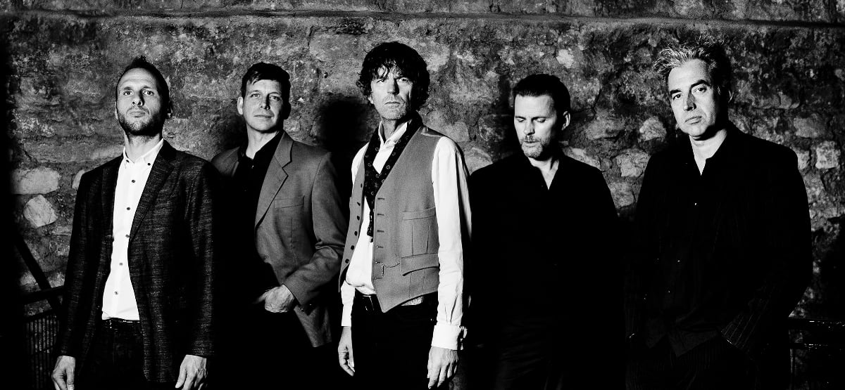 AND ALSO THE TREES Bandfoto © J_Sevrette